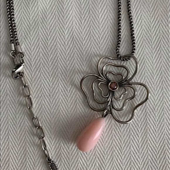 Pandora - Picture 2 of 2